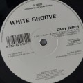 White_Groove_03.jpg